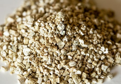 Perlite and Vermiculite: The Perfect Grow Media for Your Hydroponic Garden